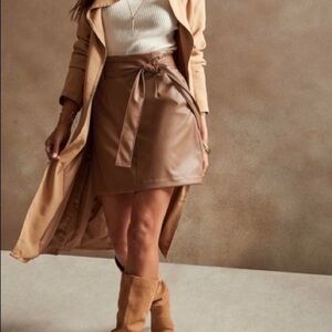Banana Republic- Vegan Leather Skirt (NWT)